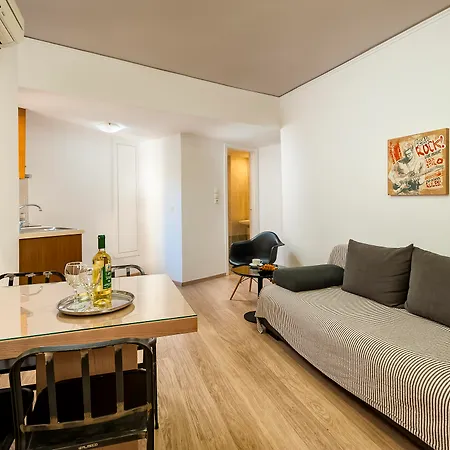 Appart hôtel Elina 3*